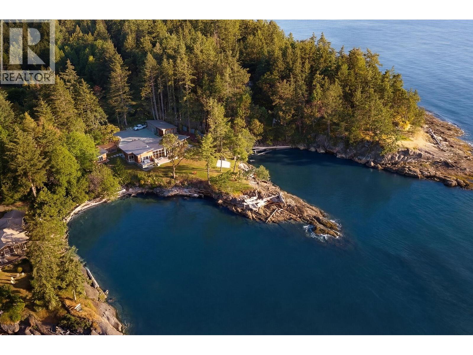 236 Gulf Drive, Galiano Island, British Columbia  V0N 1P0 - Photo 1 - R3127628
