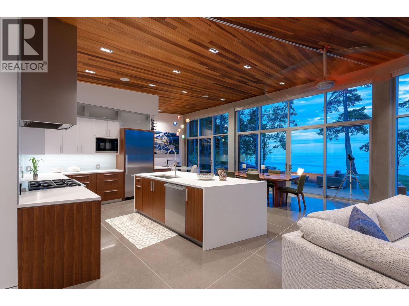 236 Gulf Drive, Galiano Island, British Columbia  V0N 1P0 - Photo 21 - R3127628