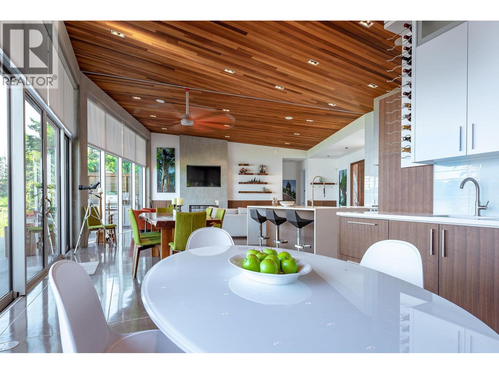 236 Gulf Drive, Galiano Island, British Columbia  V0N 1P0 - Photo 22 - R3127628