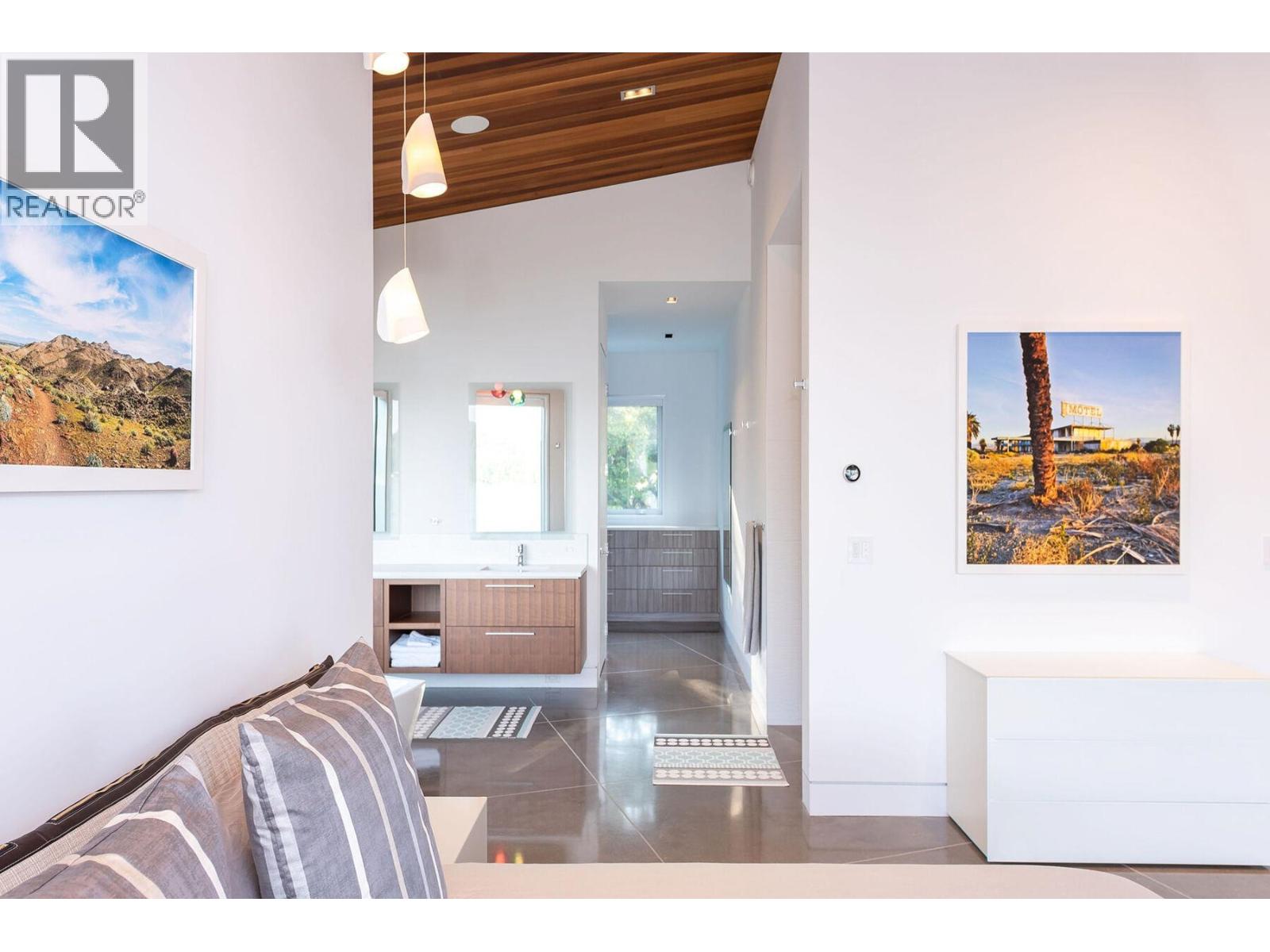 236 Gulf Drive, Galiano Island, British Columbia  V0N 1P0 - Photo 27 - R3127628