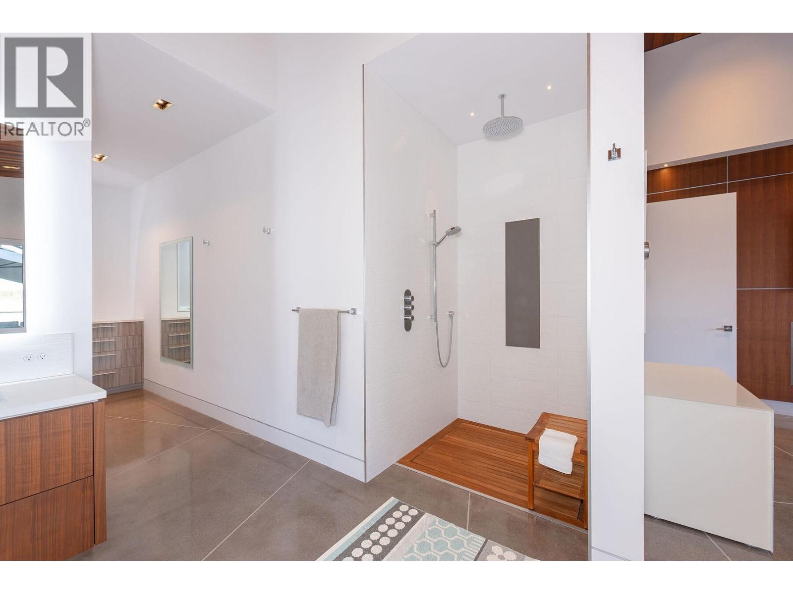 236 Gulf Drive, Galiano Island, British Columbia  V0N 1P0 - Photo 29 - R3127628