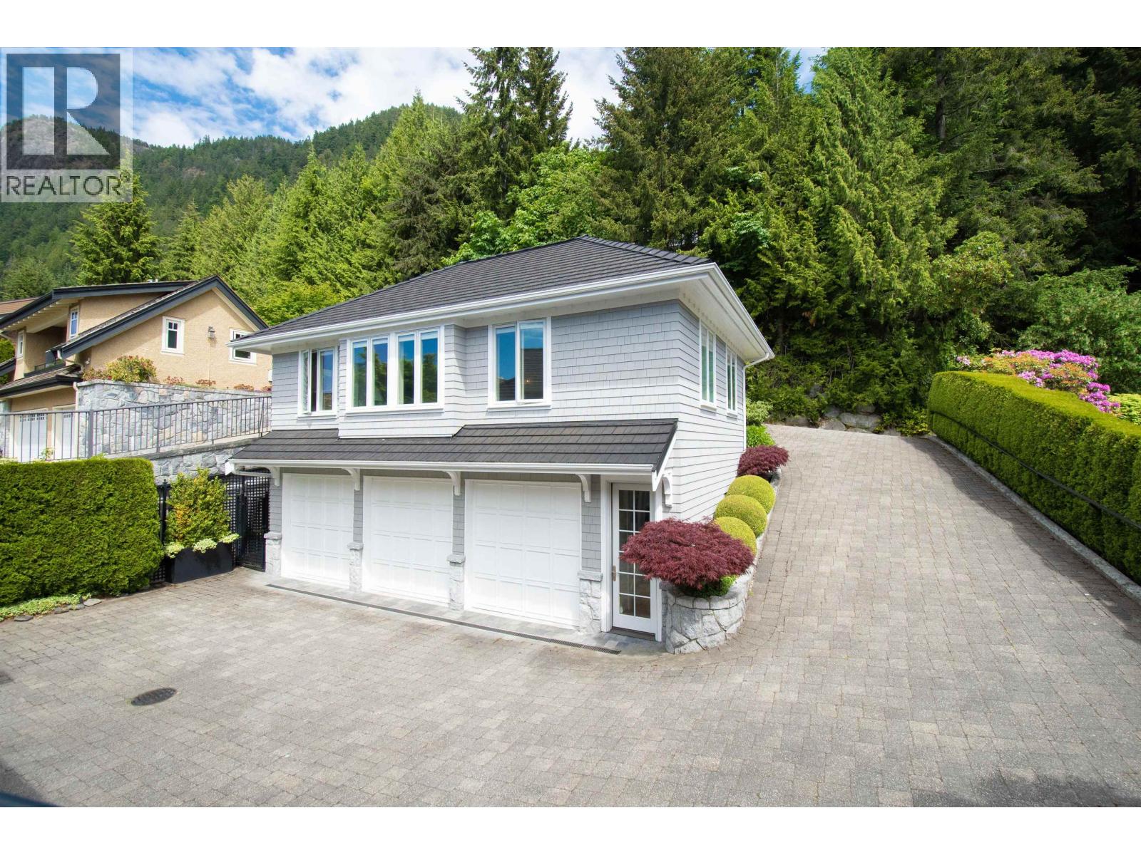 8 Ocean Point Drive, West Vancouver, British Columbia  V7W 3G7 - Photo 24 - R3127651
