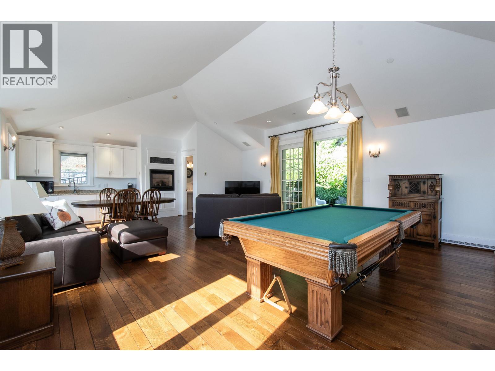 8 Ocean Point Drive, West Vancouver, British Columbia  V7W 3G7 - Photo 27 - R3127651