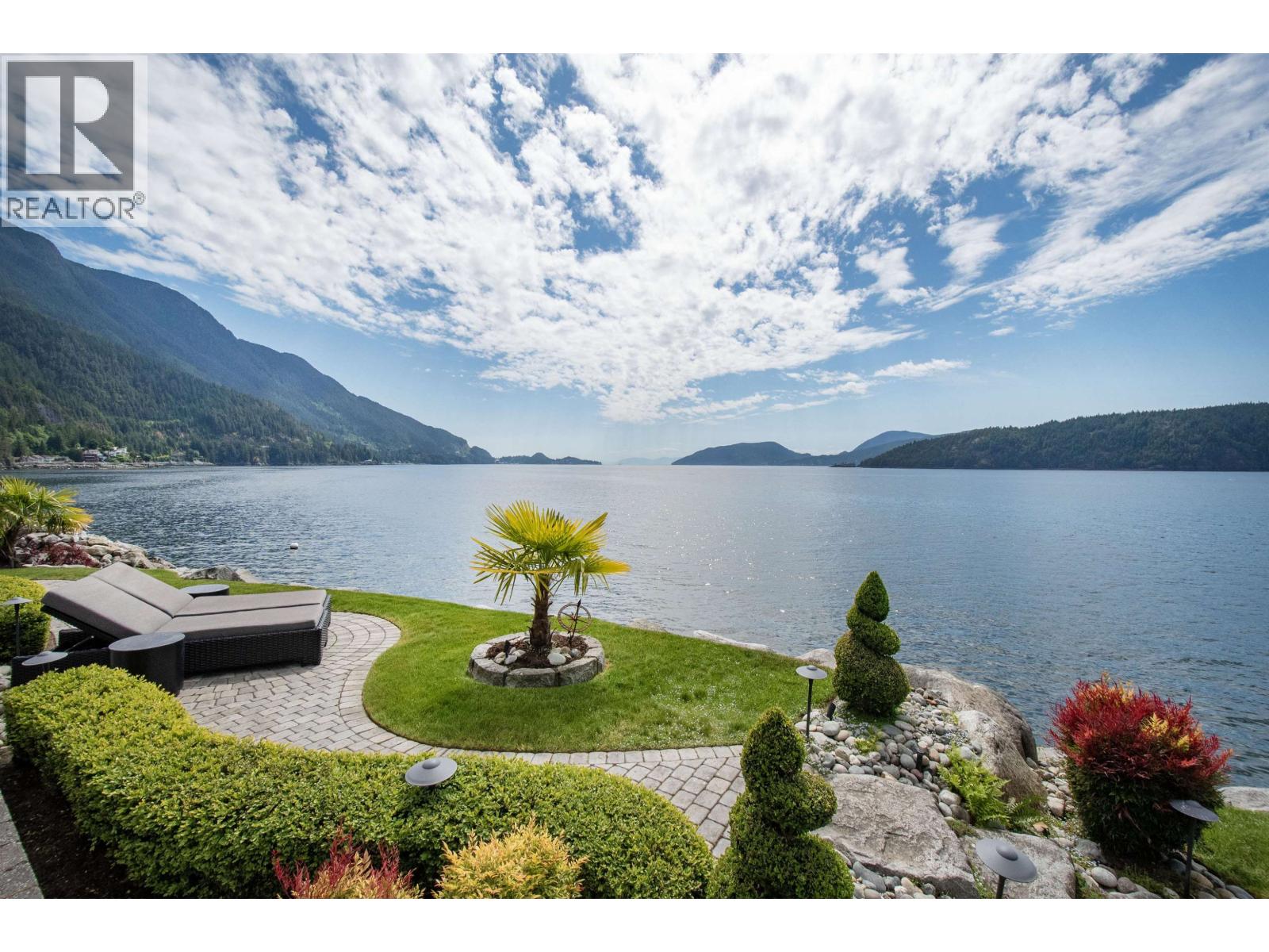 8 Ocean Point Drive, West Vancouver, British Columbia  V7W 3G7 - Photo 36 - R3127651