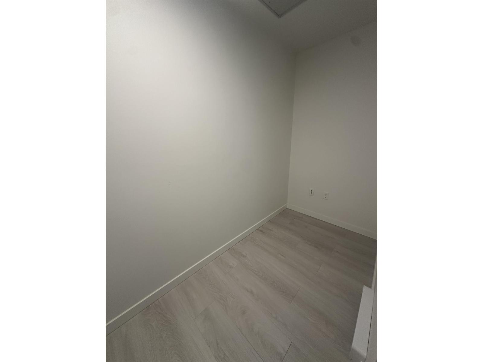 W111 13838 108 Avenue, Surrey, British Columbia  V3T 0T8 - Photo 12 - R3127655