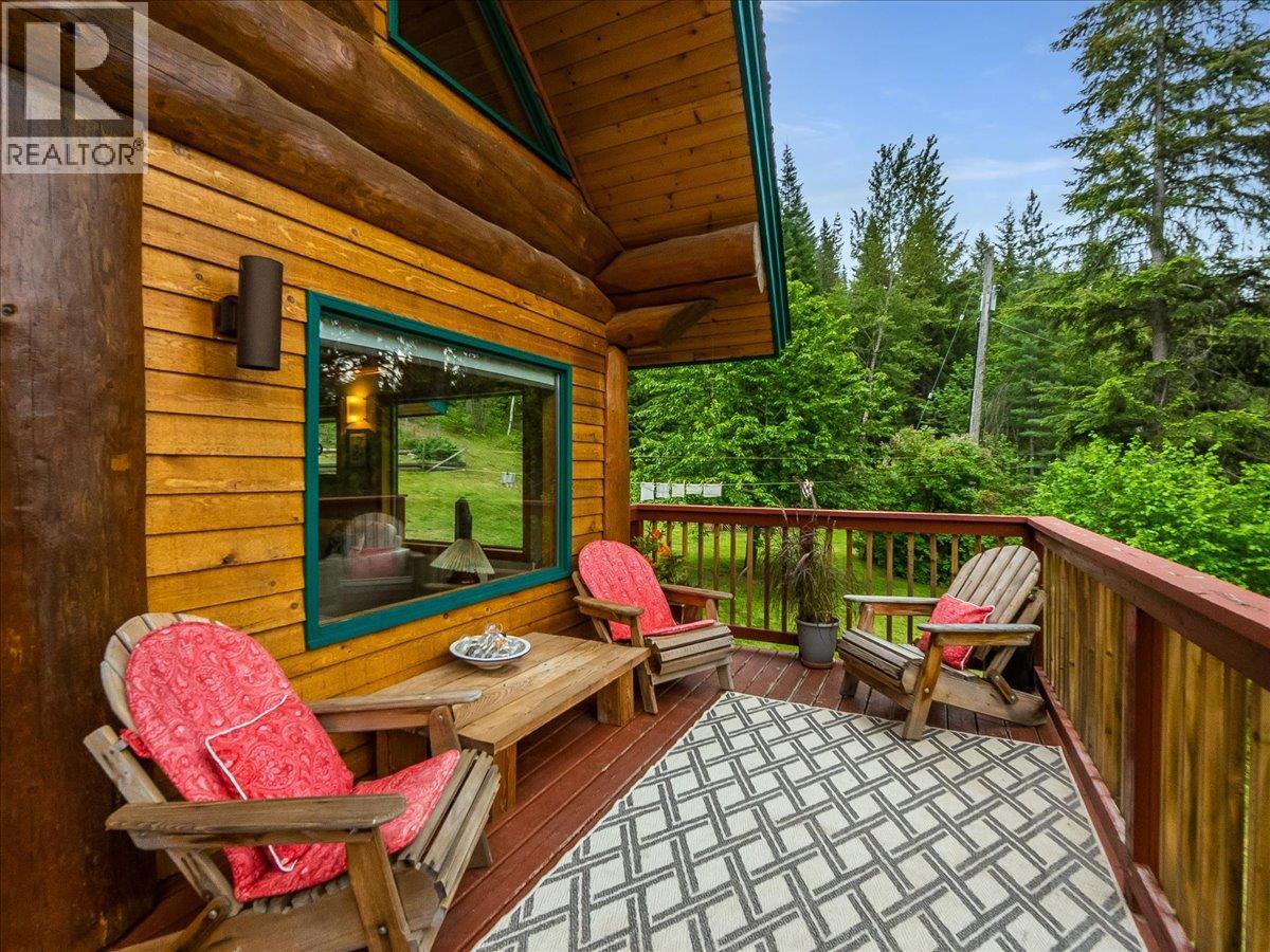 1990 6 Highway, Crescent Valley, British Columbia  V0G 1H0 - Photo 34 - 10388513