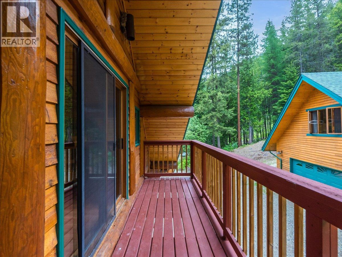 1990 6 Highway, Crescent Valley, British Columbia  V0G 1H0 - Photo 38 - 10388513