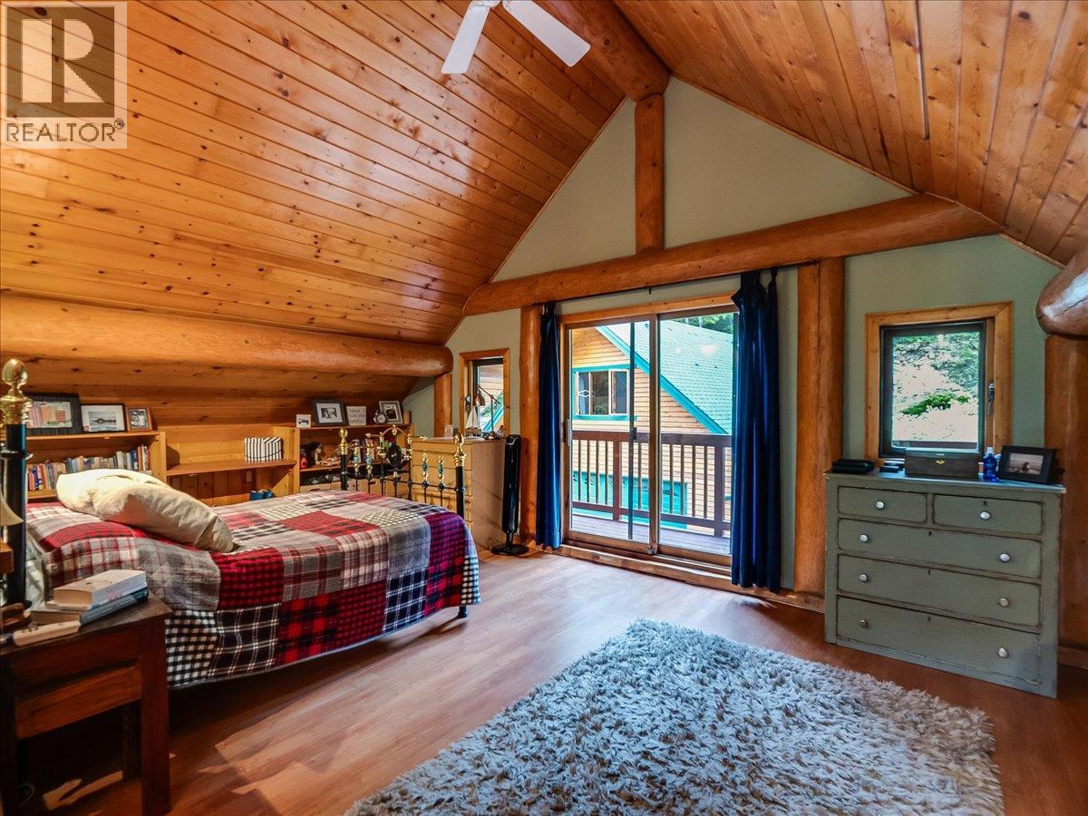 1990 6 Highway, Crescent Valley, British Columbia  V0G 1H0 - Photo 25 - 10388513