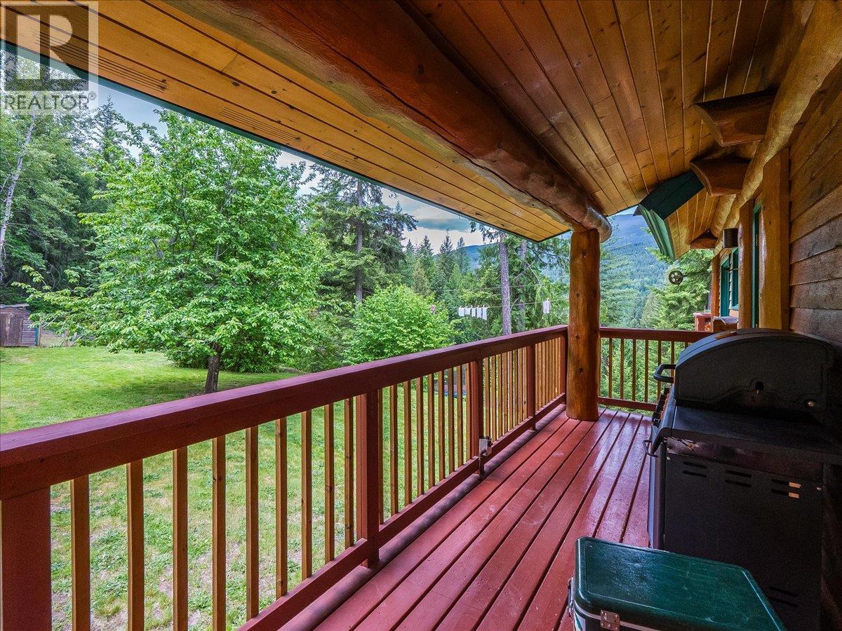 1990 6 Highway, Crescent Valley, British Columbia  V0G 1H0 - Photo 37 - 10388513