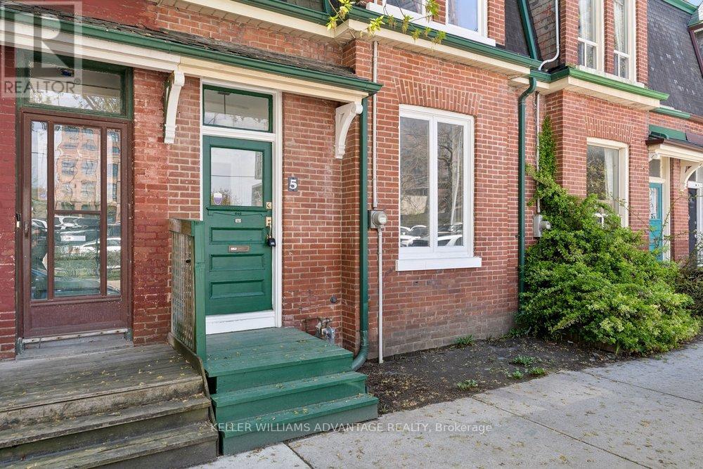 5 Mark Street, Toronto, Ontario  M5A 1Z3 - Photo 2 - C13172128