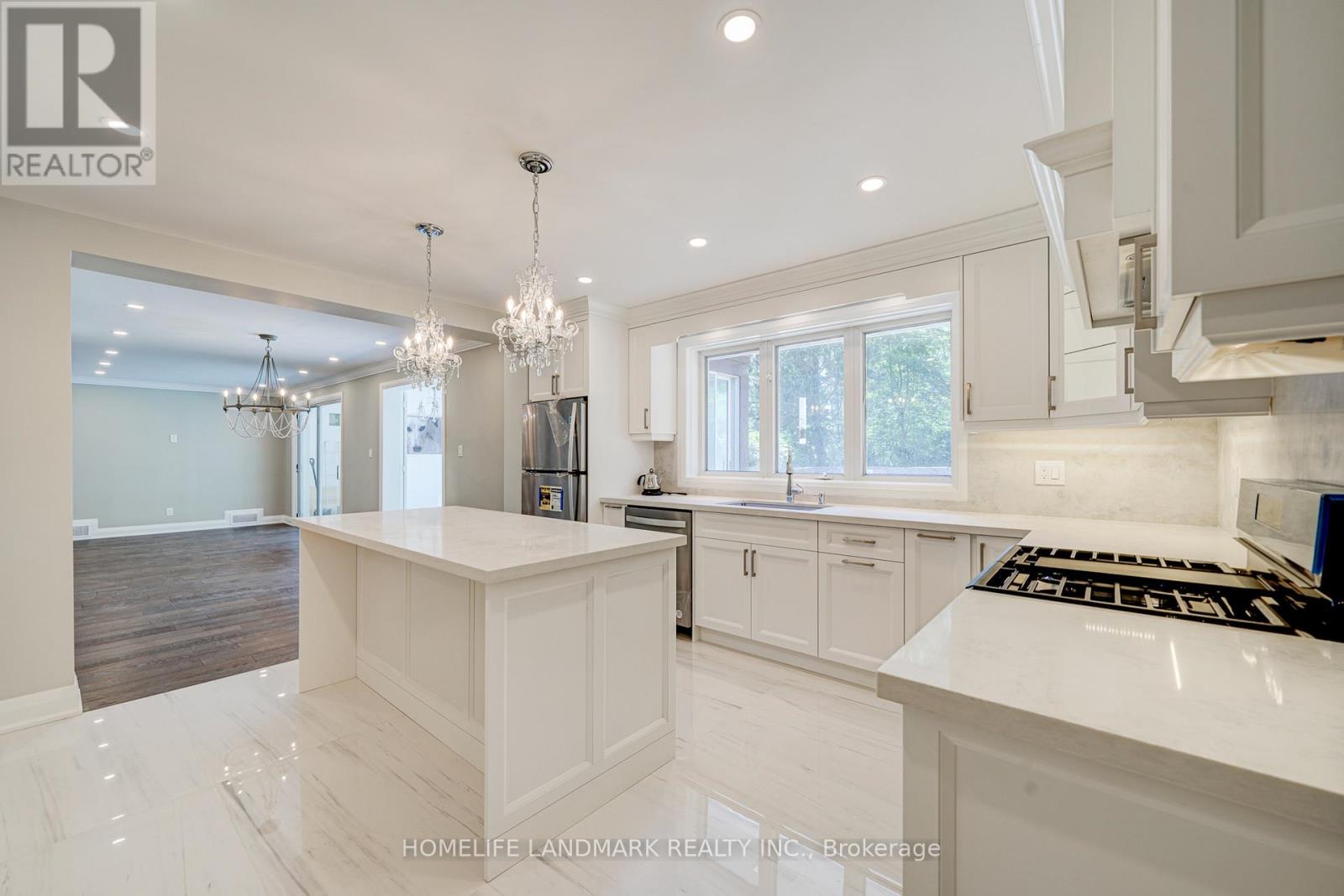7 Knightswood Road, Toronto, Ontario  M4N 2G9 - Photo 16 - C13172134