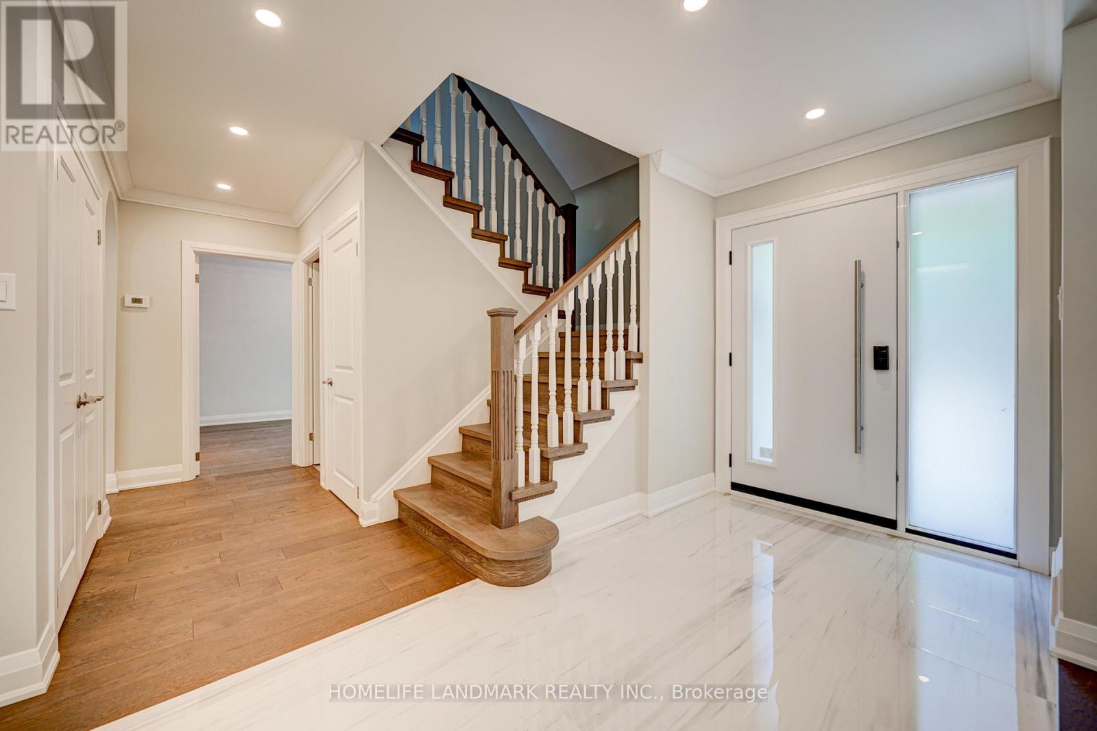 7 Knightswood Road, Toronto, Ontario  M4N 2G9 - Photo 3 - C13172134