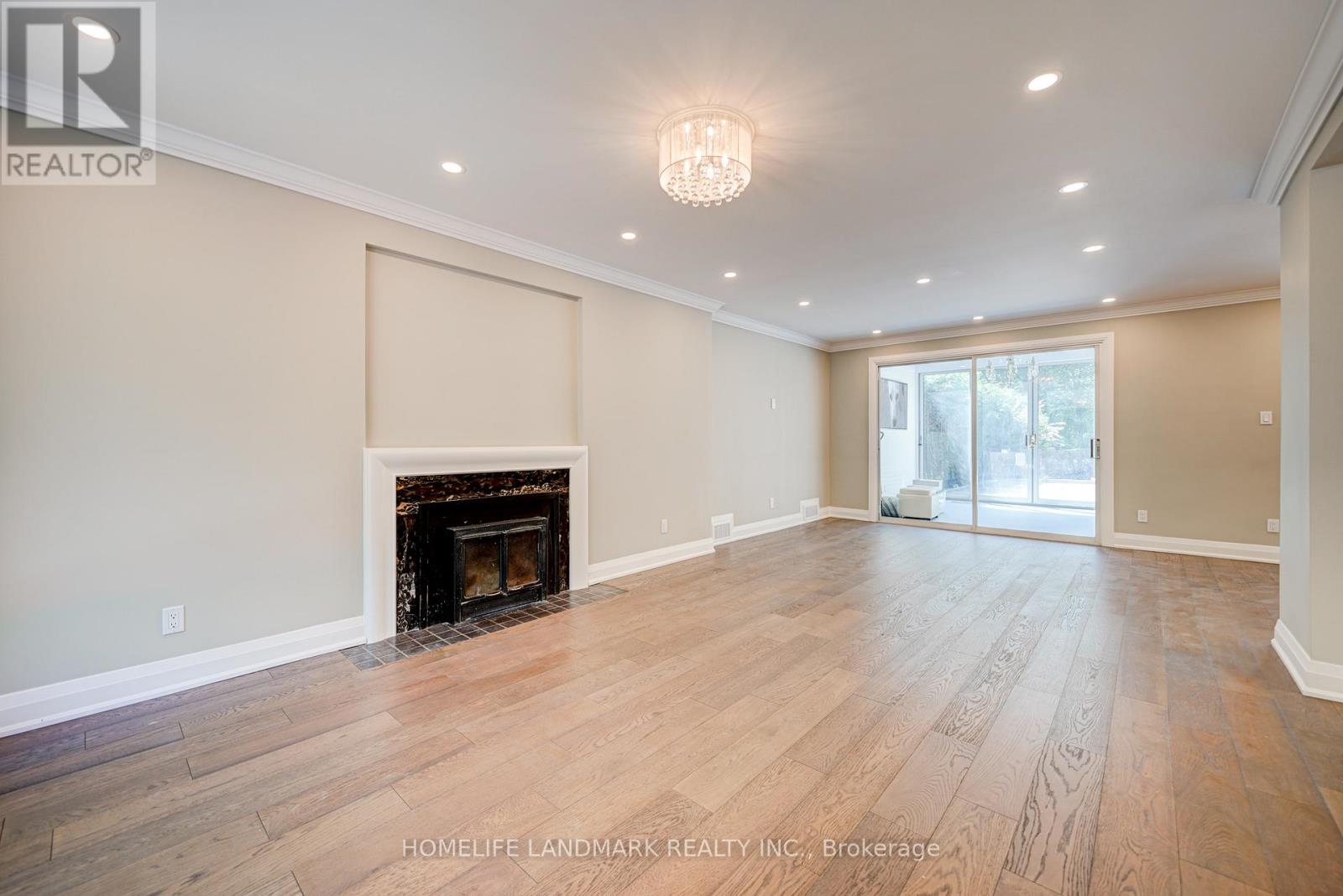 7 Knightswood Road, Toronto, Ontario  M4N 2G9 - Photo 4 - C13172134