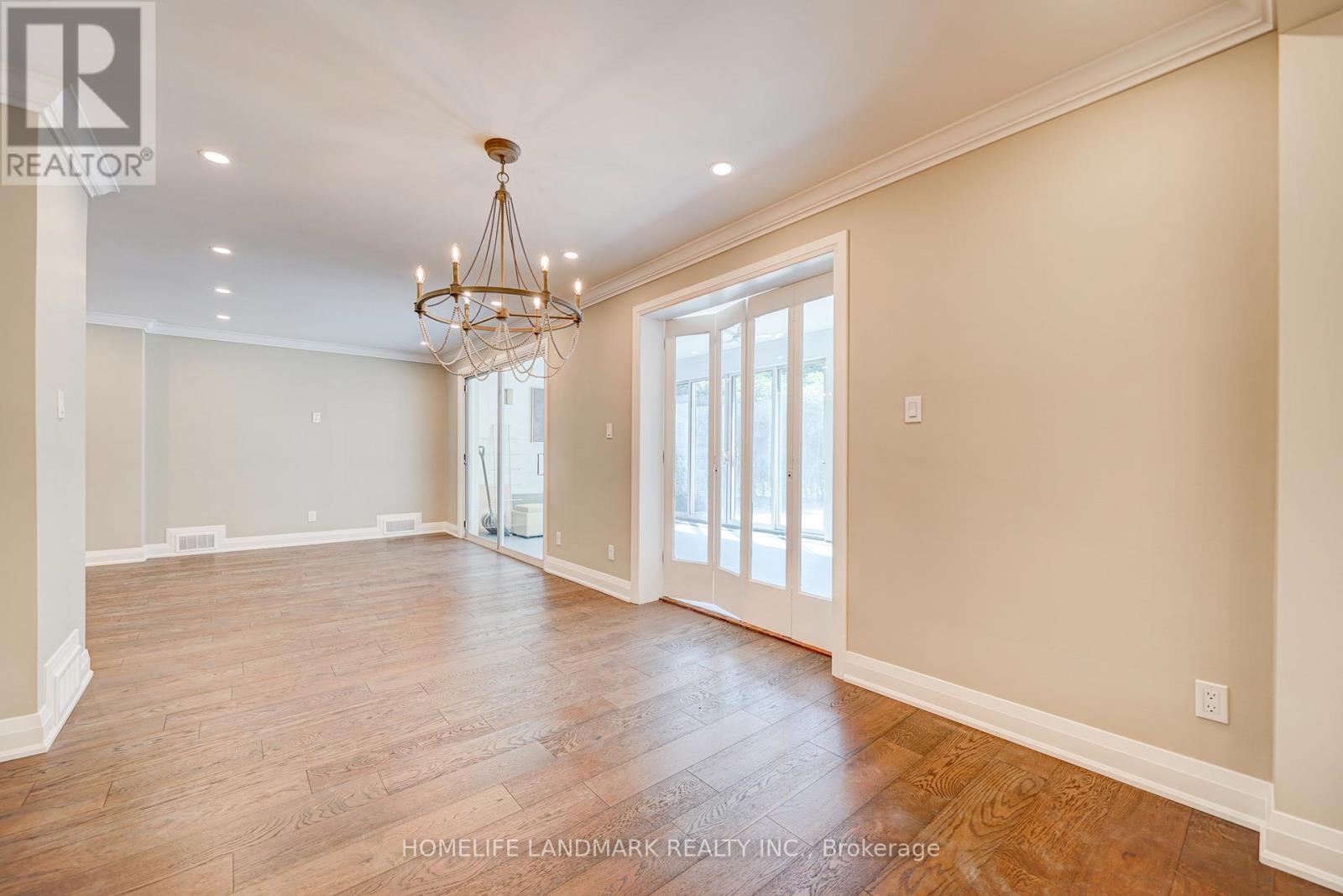 7 Knightswood Road, Toronto, Ontario  M4N 2G9 - Photo 8 - C13172134