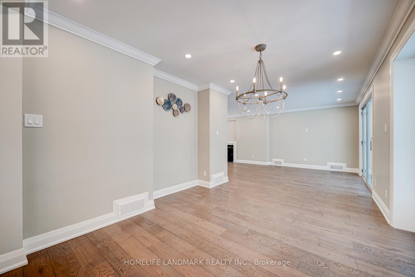 7 Knightswood Road, Toronto, Ontario  M4N 2G9 - Photo 9 - C13172134