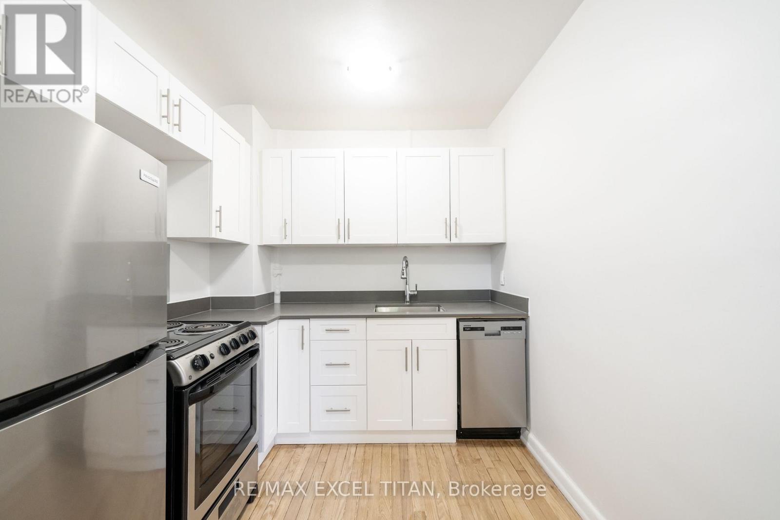 31 - 1 Mallory Gardens, Toronto, Ontario  M4V 2A6 - Photo 10 - C13172142