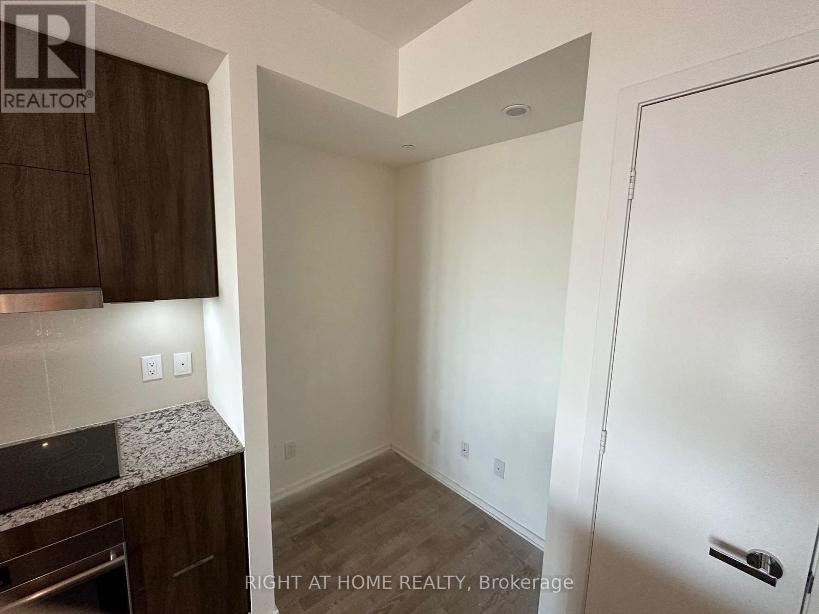 3205 - 1 Bloor Street E, Toronto, Ontario  M4W 0A8 - Photo 9 - C13073092