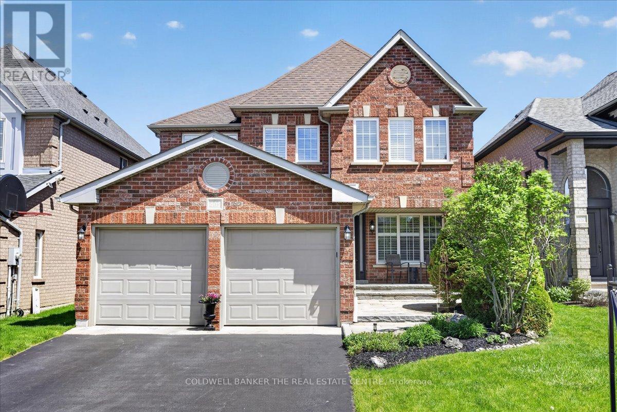 405 SILKEN LAUMANN DRIVE, Newmarket, Ontario