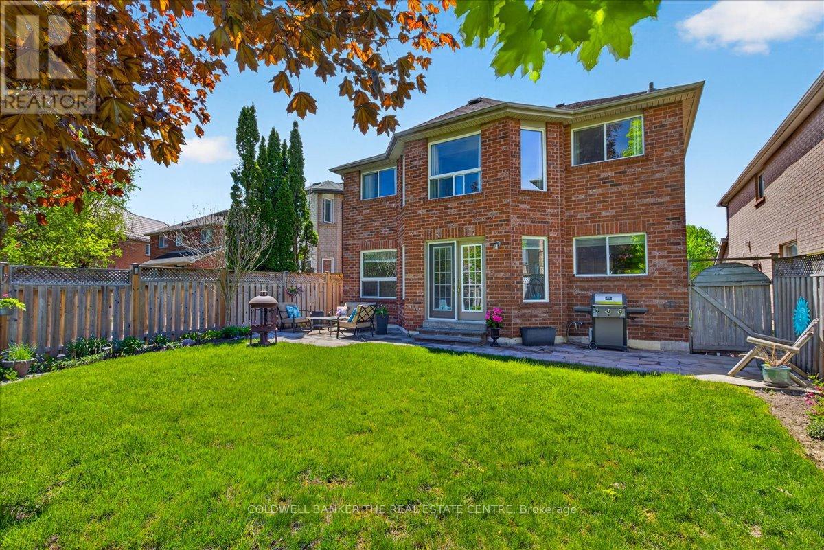 405 Silken Laumann Drive, Newmarket, Ontario  L3X 2J1 - Photo 40 - N12903104