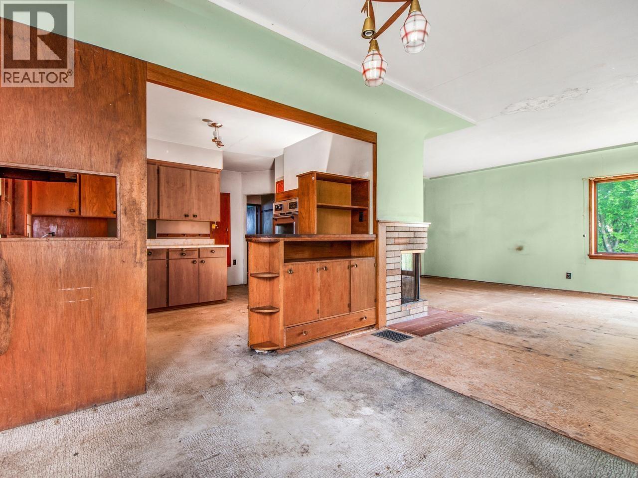 3325 E 49th Avenue, Vancouver, British Columbia  V5S 1L7 - Photo 7 - R3127496