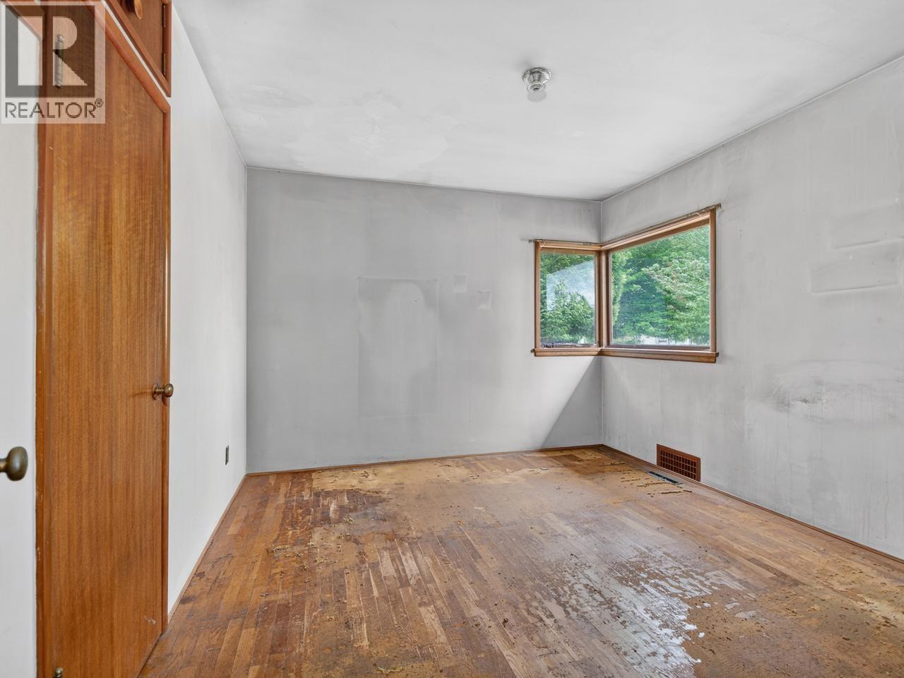 3325 E 49th Avenue, Vancouver, British Columbia  V5S 1L7 - Photo 16 - R3127496