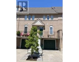 15 - 80 STRATHAVEN DRIVE, Mississauga, Ontario