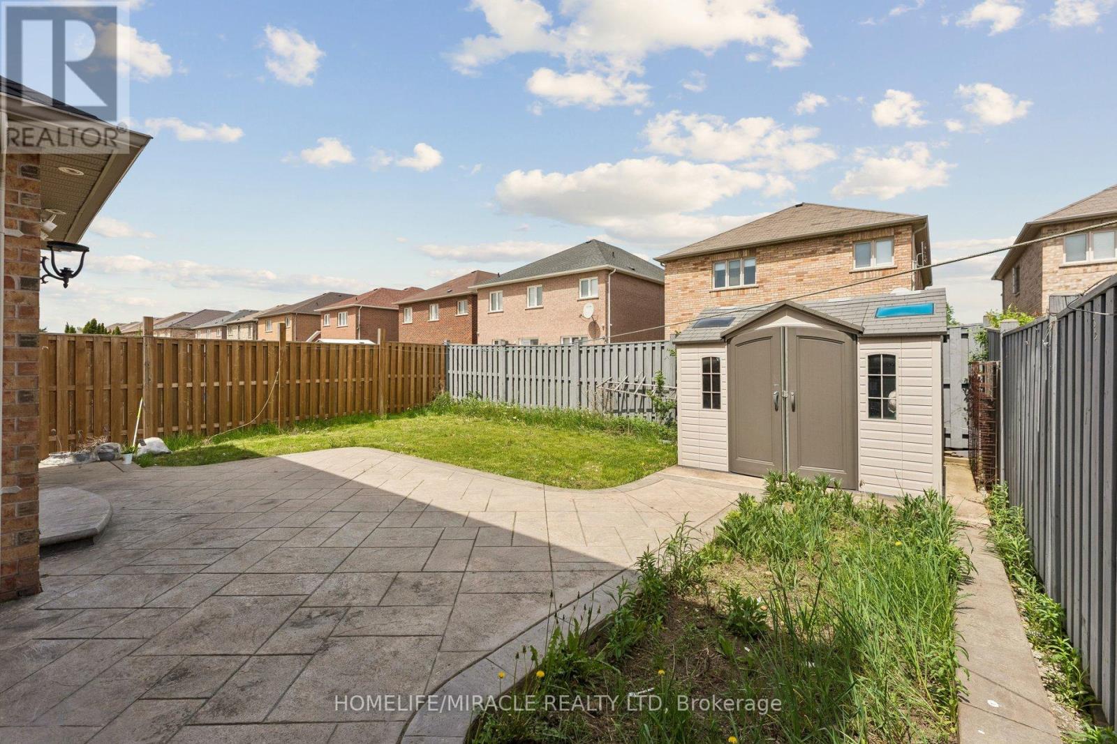 58 Dovehaven Crescent, Brampton, Ontario  L6P 2N8 - Photo 49 - W13155092