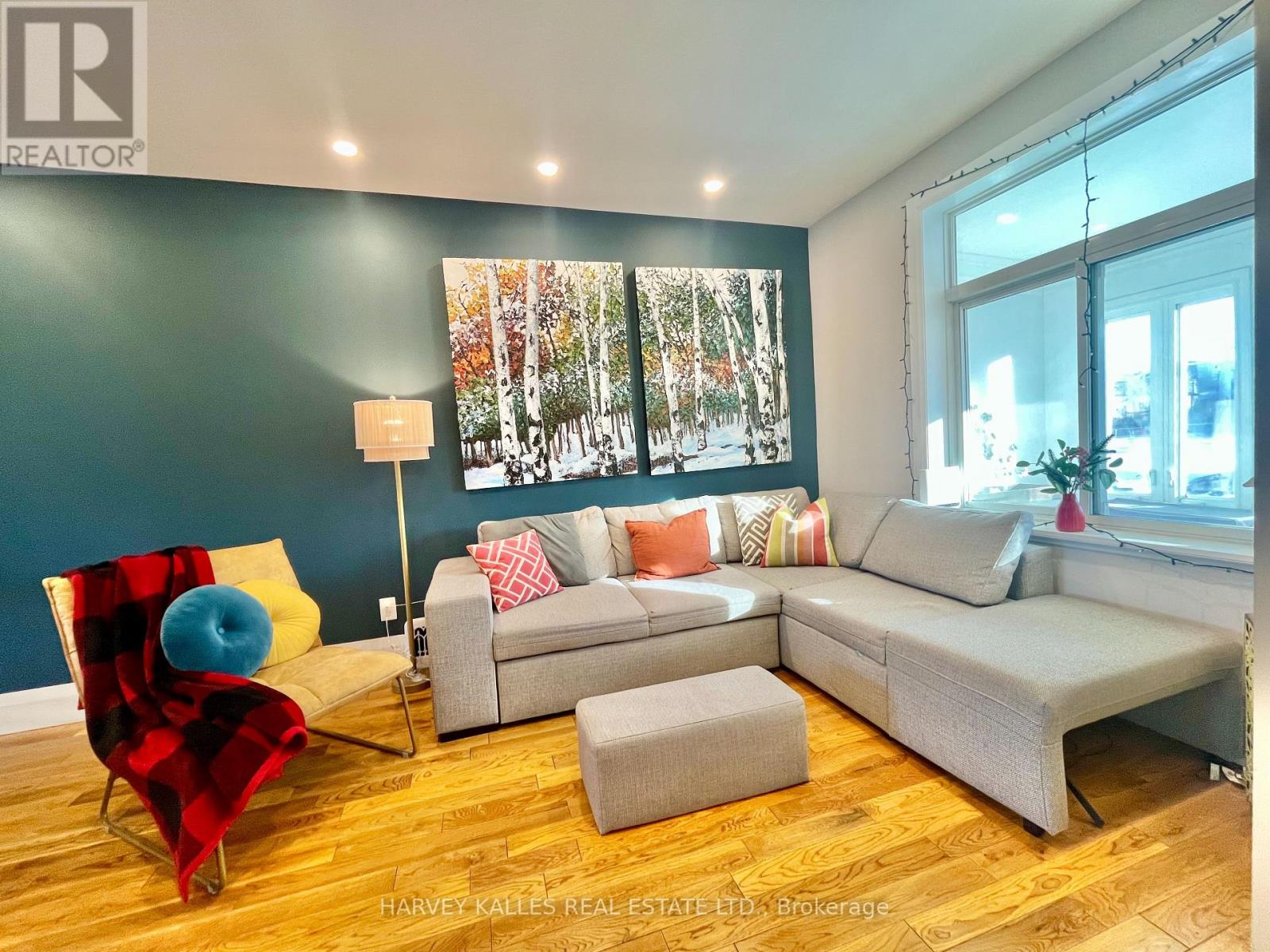 26 Leyton Avenue, Toronto, Ontario  M1L 3T4 - Photo 9 - E13172120