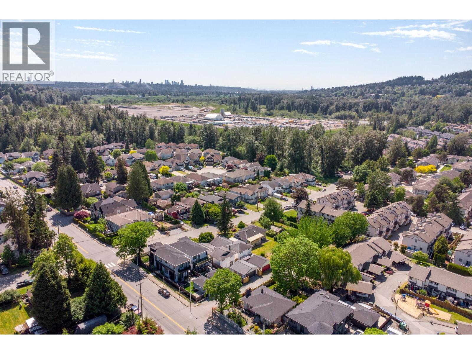 2349 Lobb Avenue, Port Coquitlam, British Columbia V3C 1M7 - Photo 14 - R3123641