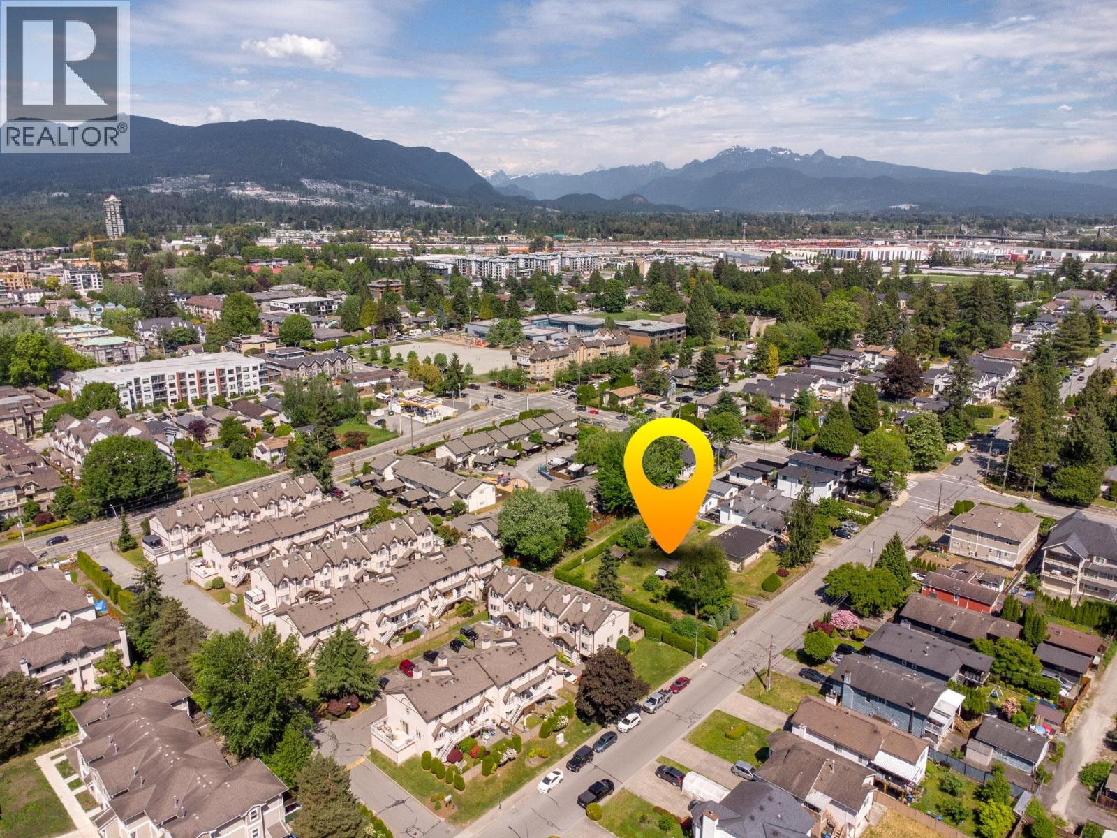 2349 Lobb Avenue, Port Coquitlam, British Columbia V3C 1M7 - Photo 13 - R3123641