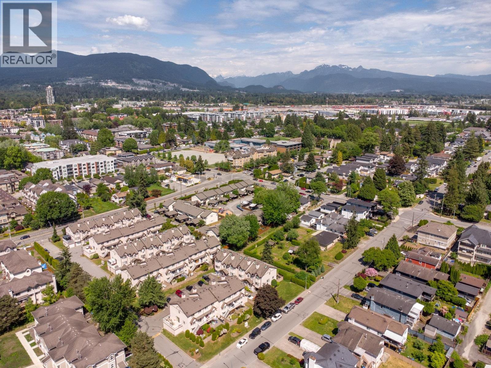 2349 Lobb Avenue, Port Coquitlam, British Columbia V3C 1M7 - Photo 12 - R3123641