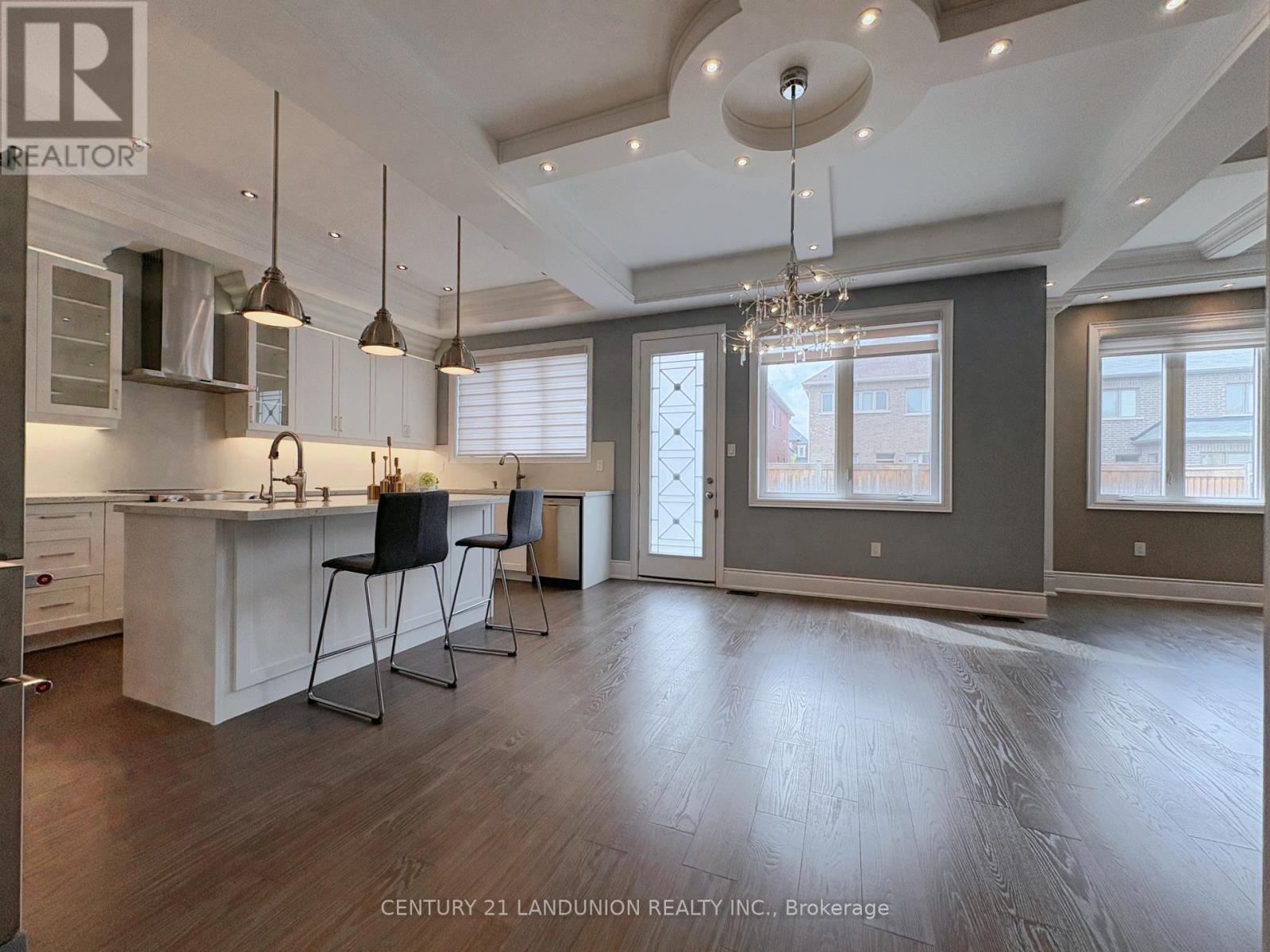 141 Conklin Crescent, Aurora, Ontario  L4G 0Z2 - Photo 9 - N13172122