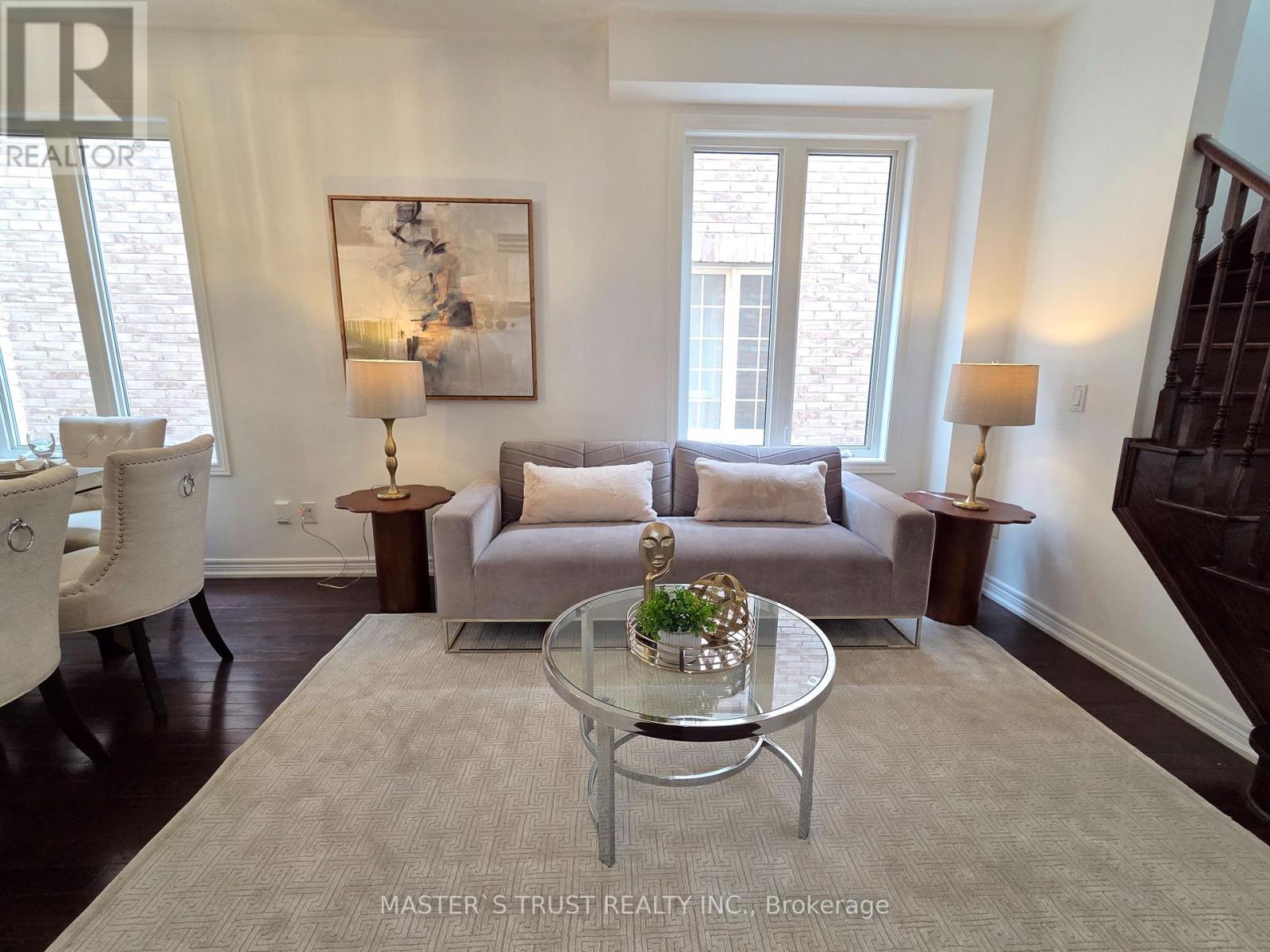 11 Beacon Point Street, Markham, Ontario  L6E 0P3 - Photo 5 - N13172182