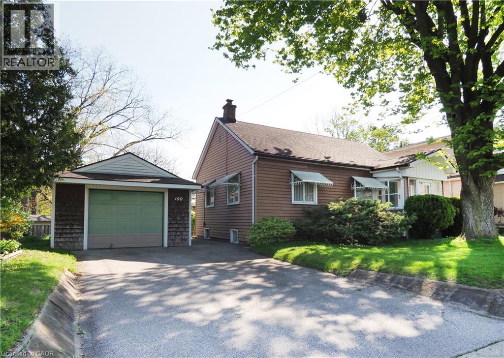 100 North Drive, Kitchener, Ontario  N2M 1K8 - Photo 1 - 40830207