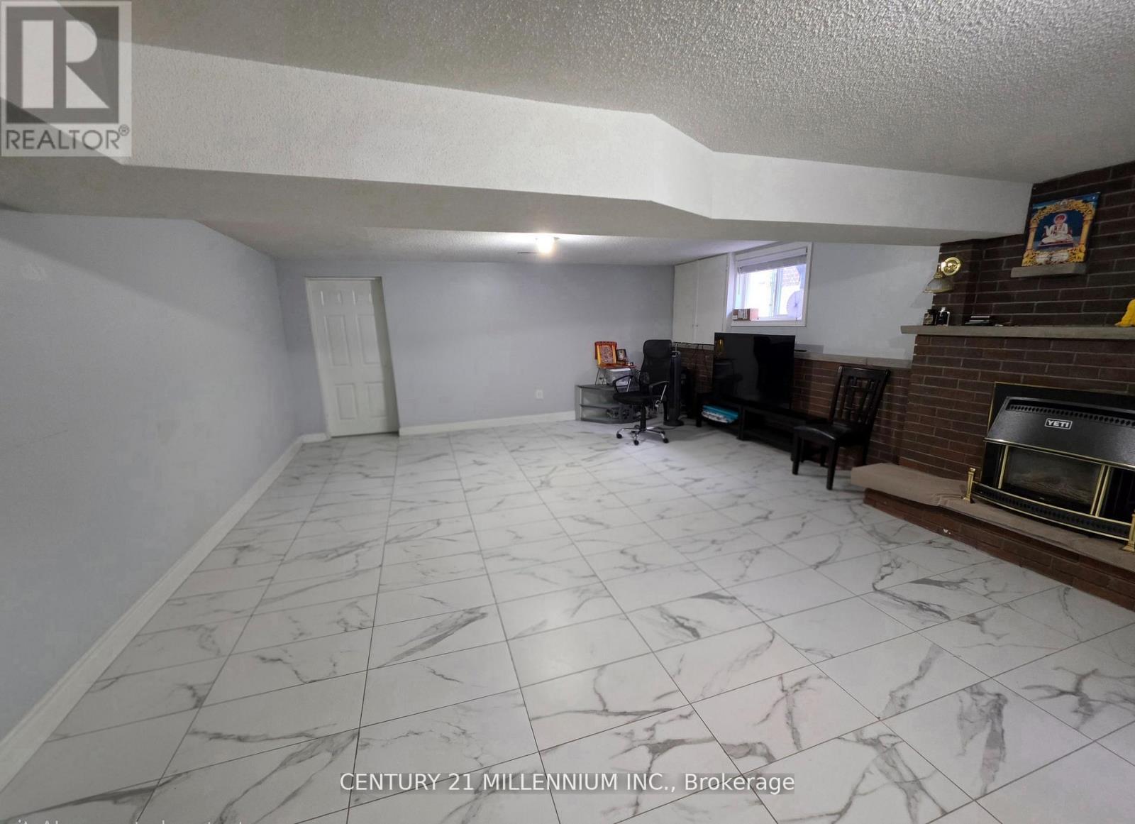 23 Malcolm Crescent, Brampton, Ontario  L6S 3C7 - Photo 14 - W13172140