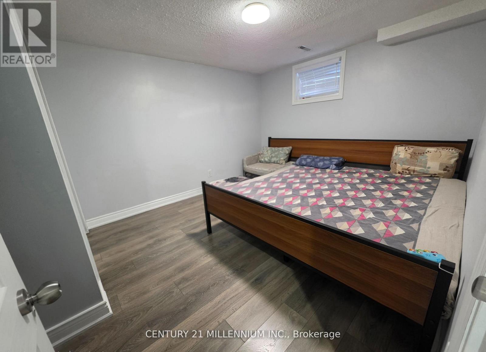 23 Malcolm Crescent, Brampton, Ontario  L6S 3C7 - Photo 16 - W13172140