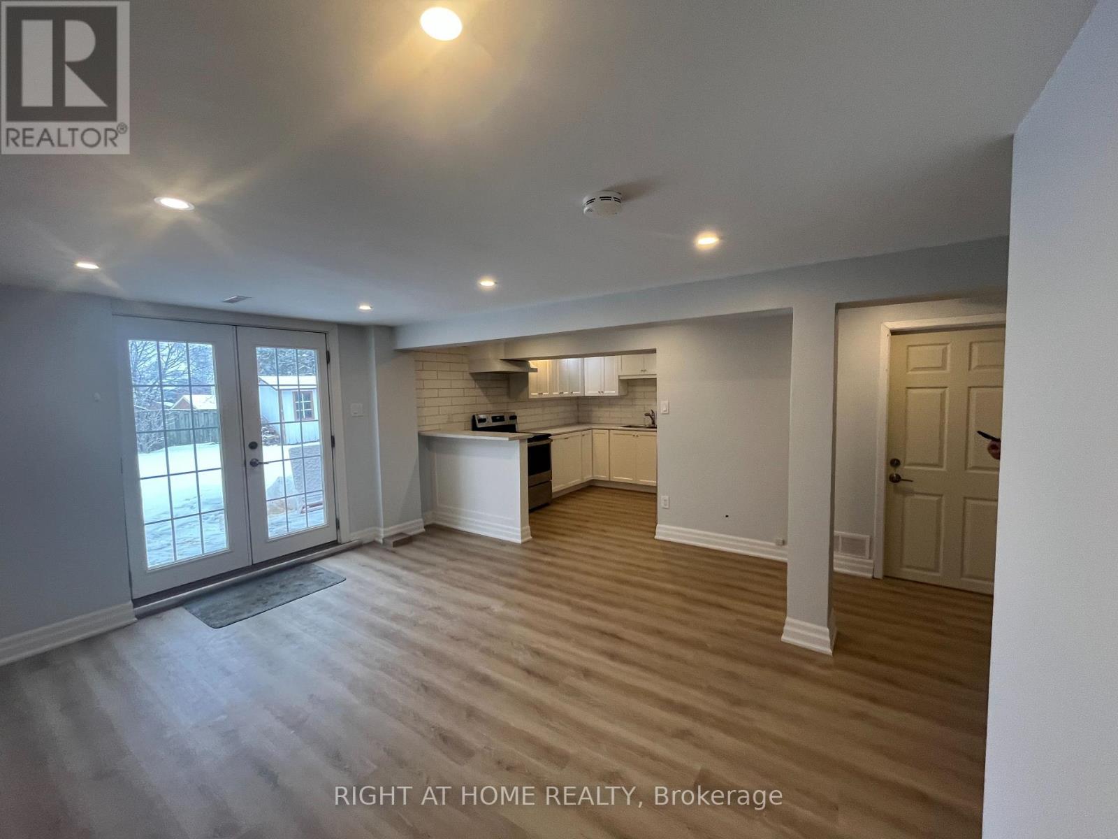 4203 Wheelwright Crescent, Mississauga, Ontario  L5L 2X4 - Photo 2 - W13172192