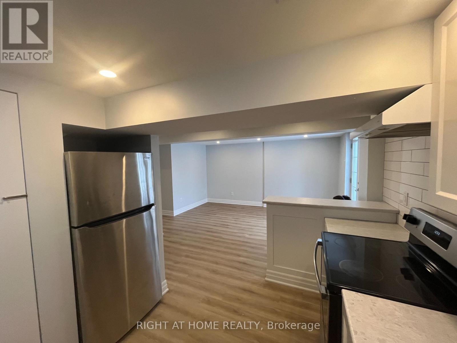 4203 Wheelwright Crescent, Mississauga, Ontario  L5L 2X4 - Photo 7 - W13172192