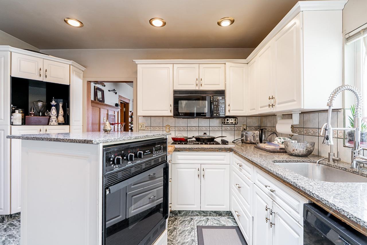 15410 Victoria Avenue, White Rock, British Columbia  V4B 1H3 - Photo 8 - R3126732