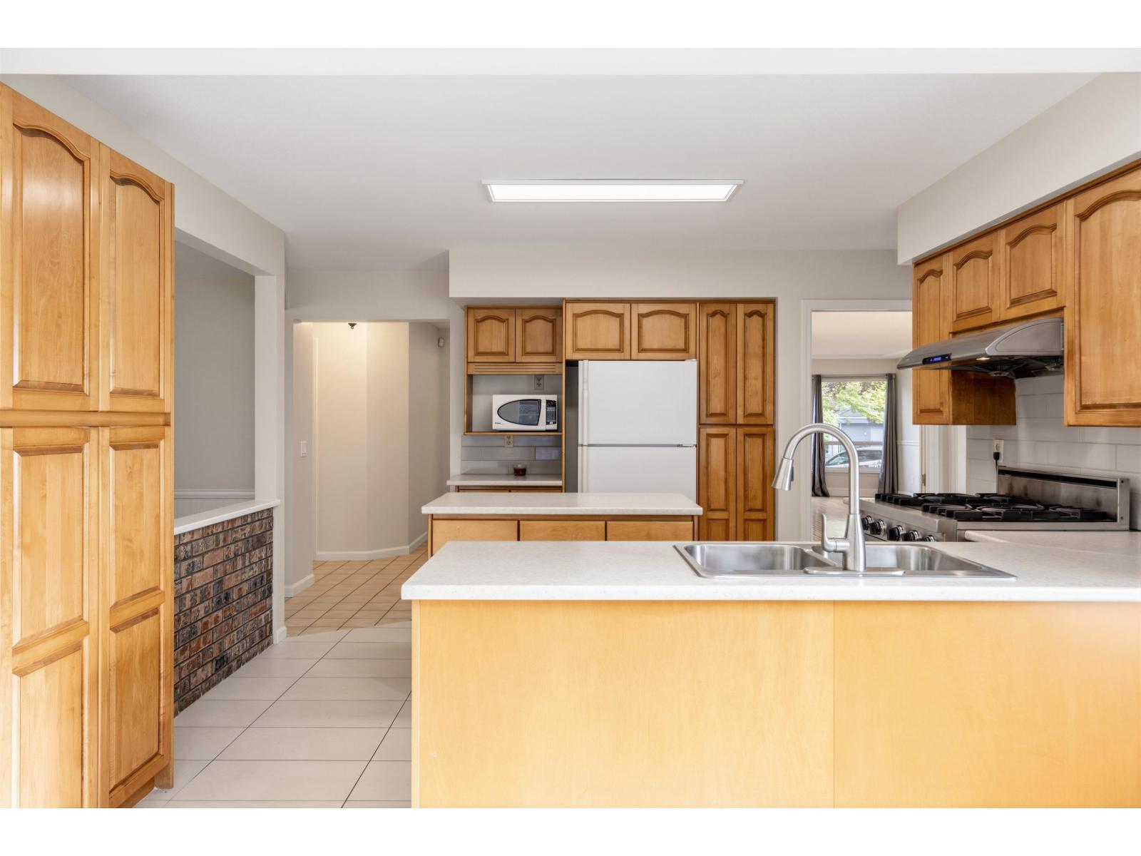 14816 20a Avenue, Surrey, British Columbia  V4A 8L3 - Photo 13 - R3127178