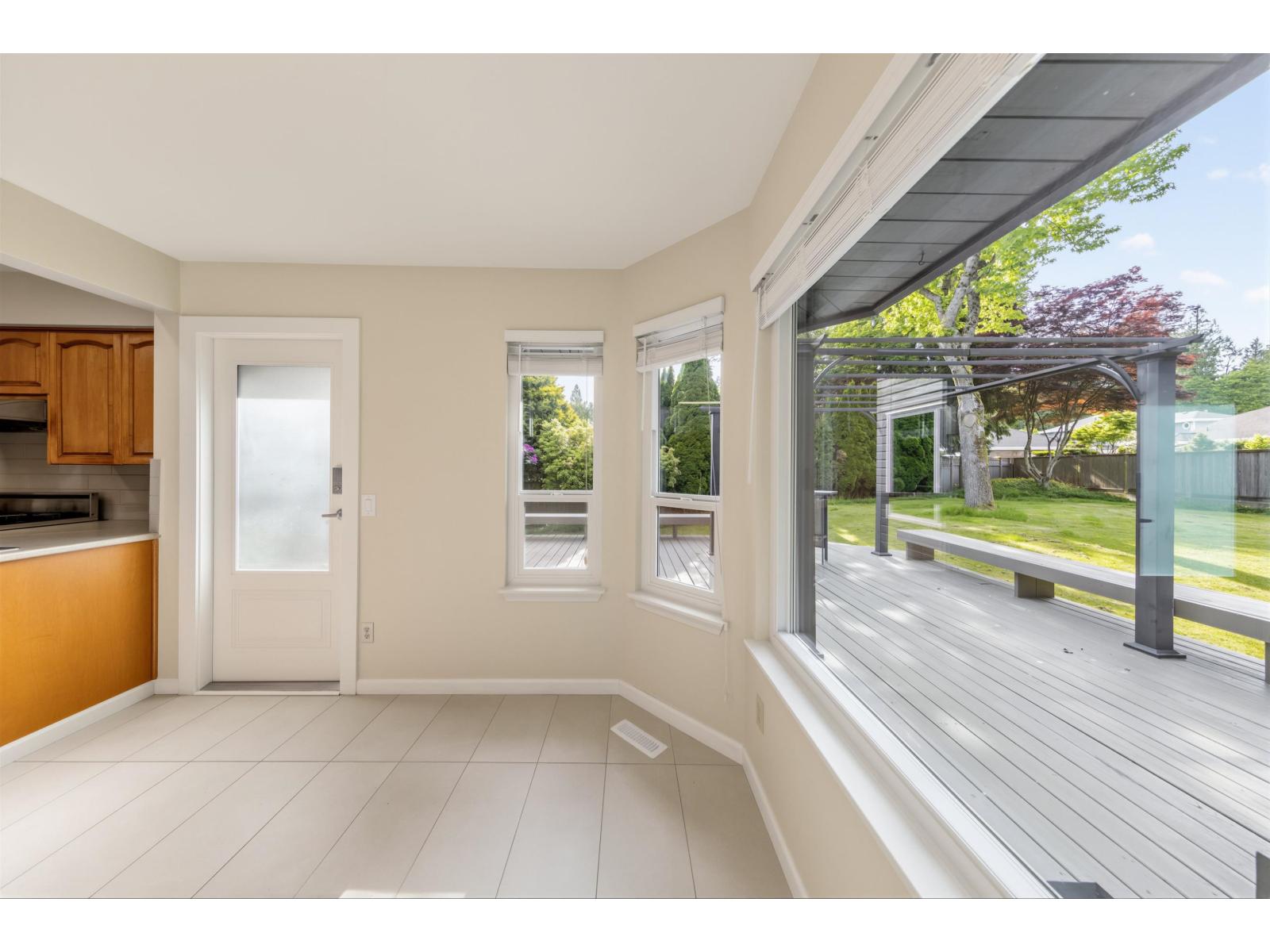 14816 20a Avenue, Surrey, British Columbia  V4A 8L3 - Photo 14 - R3127178