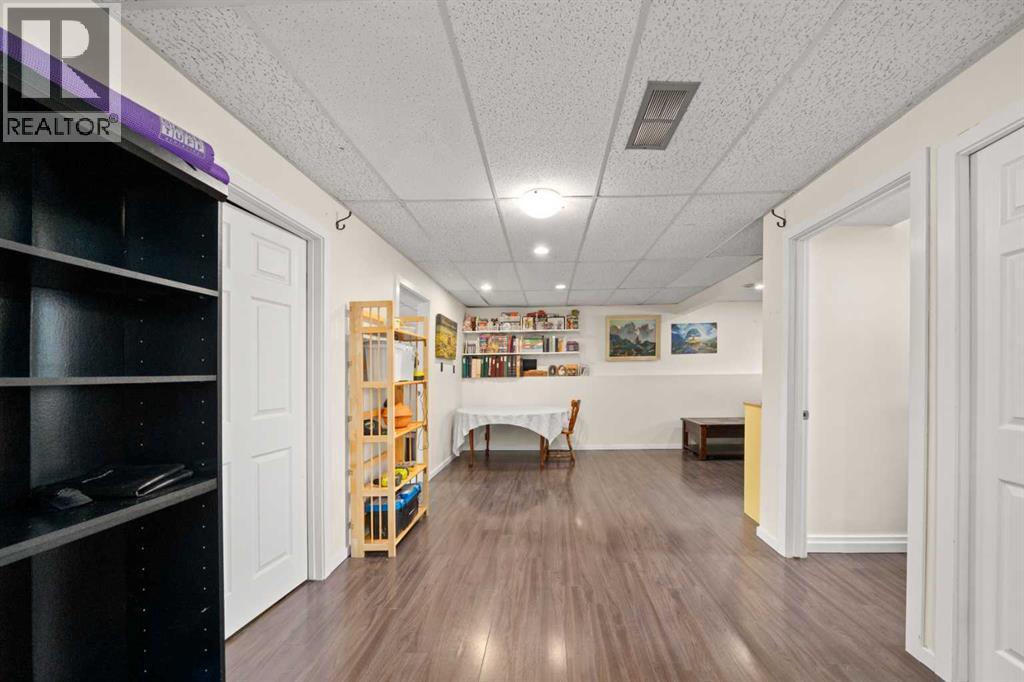 75 Bedford Drive Ne, Calgary, Alberta  T3K 2N9 - Photo 13 - A2312183