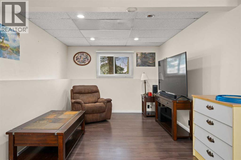 75 Bedford Drive Ne, Calgary, Alberta  T3K 2N9 - Photo 14 - A2312183