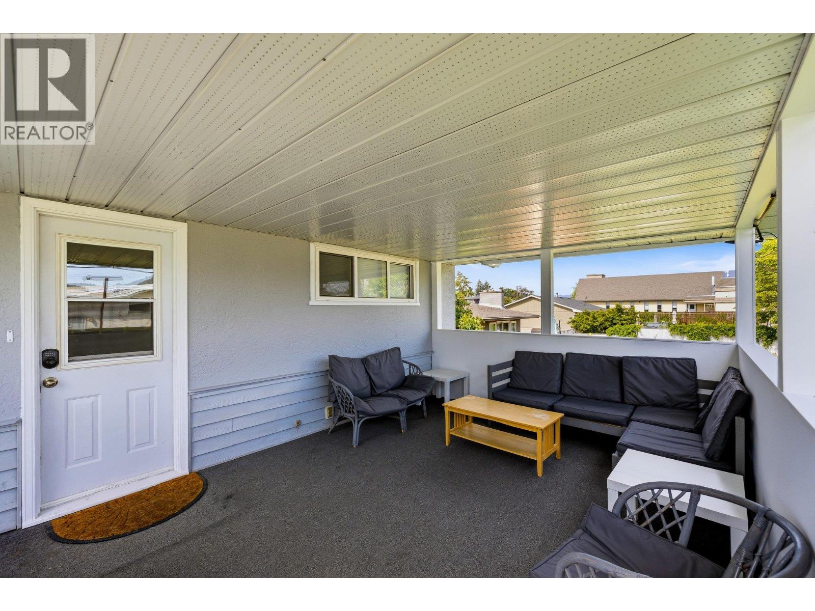1614 Bernard Avenue, Kelowna, British Columbia  V1Y 6R9 - Photo 26 - 10384287