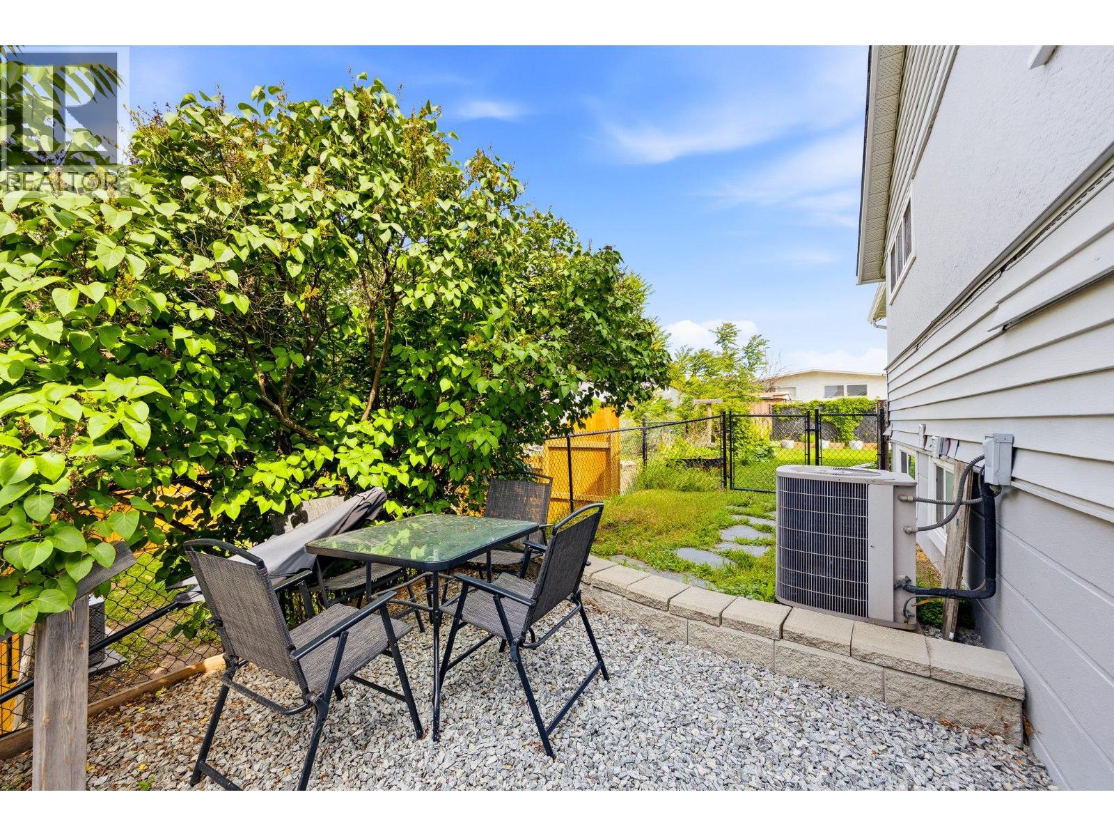 1614 Bernard Avenue, Kelowna, British Columbia  V1Y 6R9 - Photo 42 - 10384287