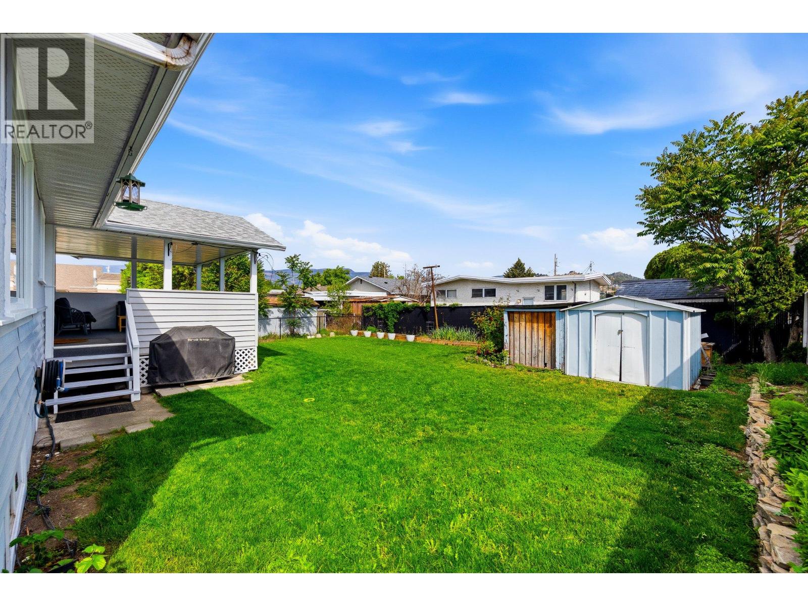 1614 Bernard Avenue, Kelowna, British Columbia  V1Y 6R9 - Photo 45 - 10384287