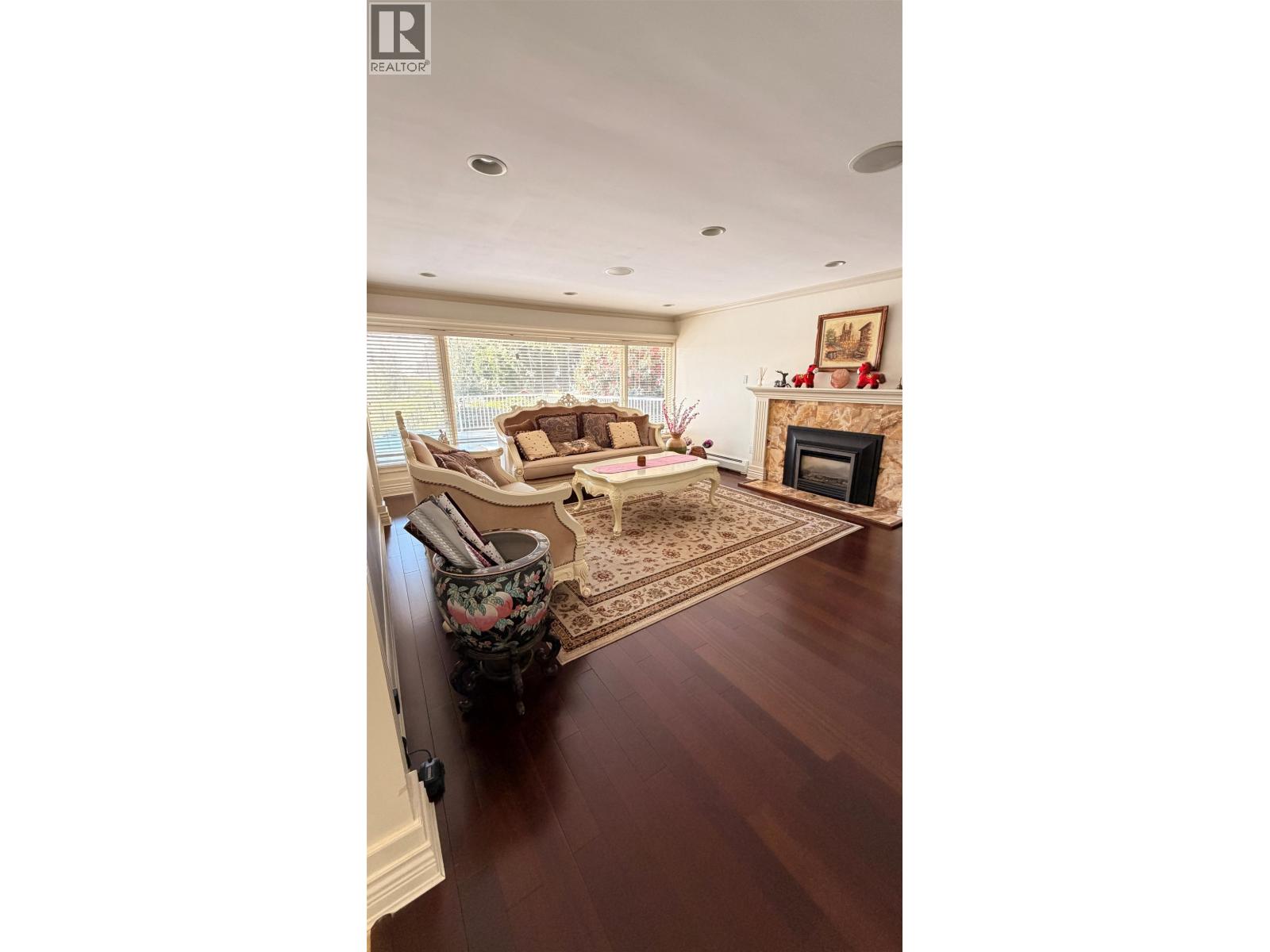1393 Mathers Avenue, West Vancouver, British Columbia  V7T 2G5 - Photo 3 - R3127435