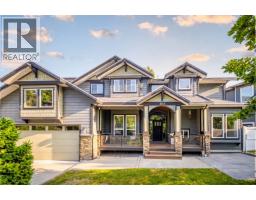 1031 JAY CRESCENT, Squamish, British Columbia