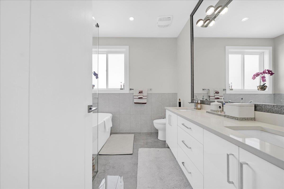 5932 139a Street, Surrey, British Columbia  V3X 0G6 - Photo 19 - R3127159