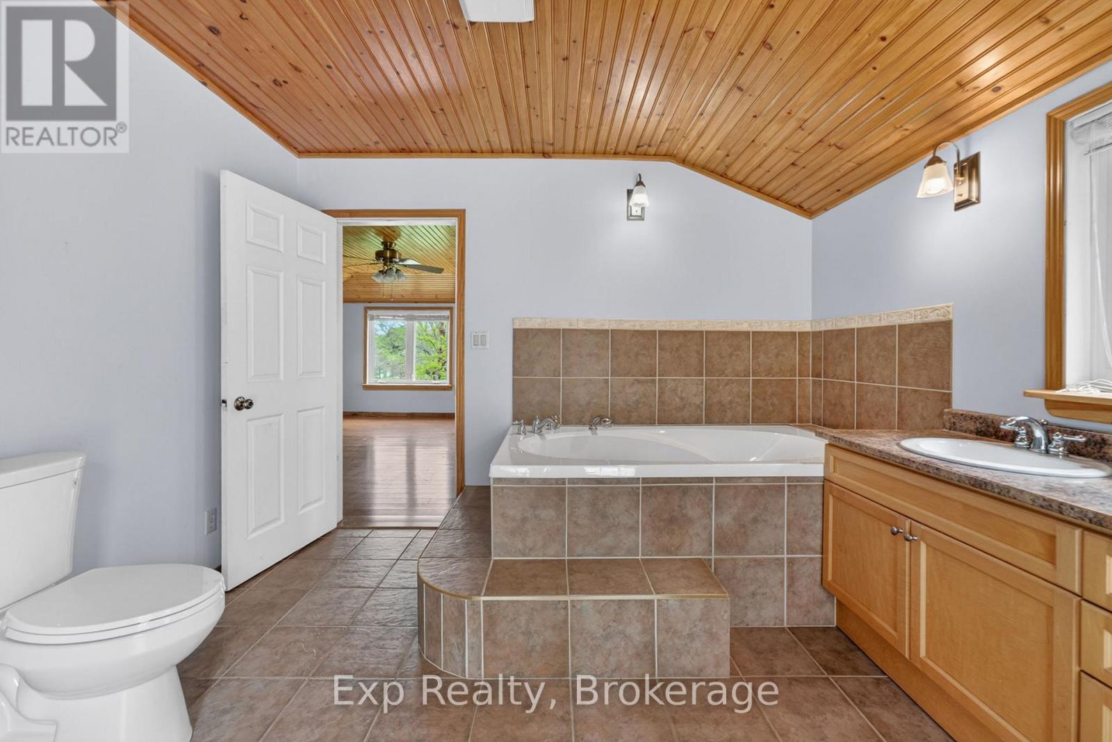 1207 Shannon Road, Prince Edward County, Ontario  K0K 2T0 - Photo 21 - X13172216